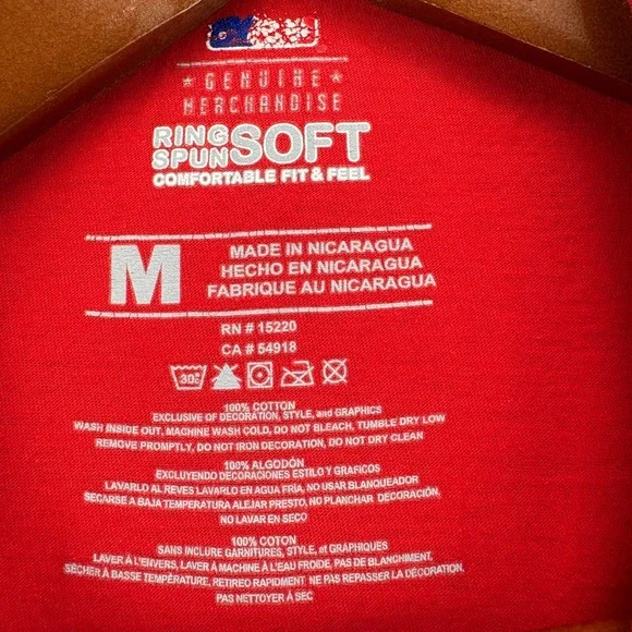 MLB Boston Red Sox Mens Medium Red Ring Spun Soft Graphic T-Shirt Genuine Merch - Picture 2 of 7